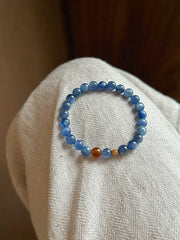 Guanshan Xiaoyue | Natural Kyanite Bracelet – Serenity & Focus